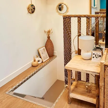 Du Bord De Apartmán *