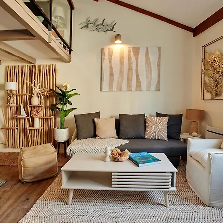 Du Bord De Apartmán